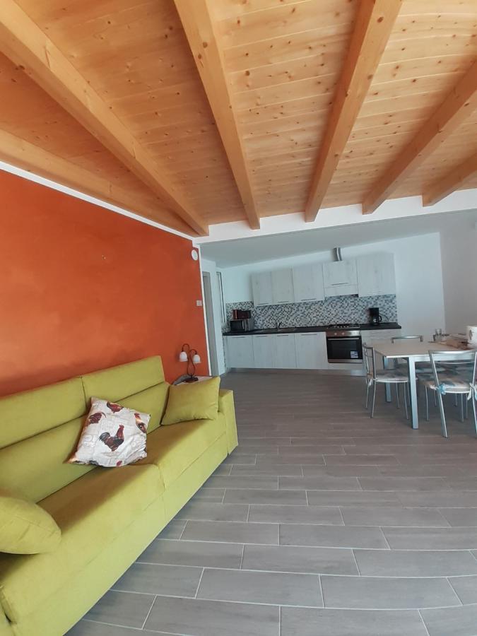 דירות מאלצ'סינה Casa Baceschi מראה חיצוני תמונה